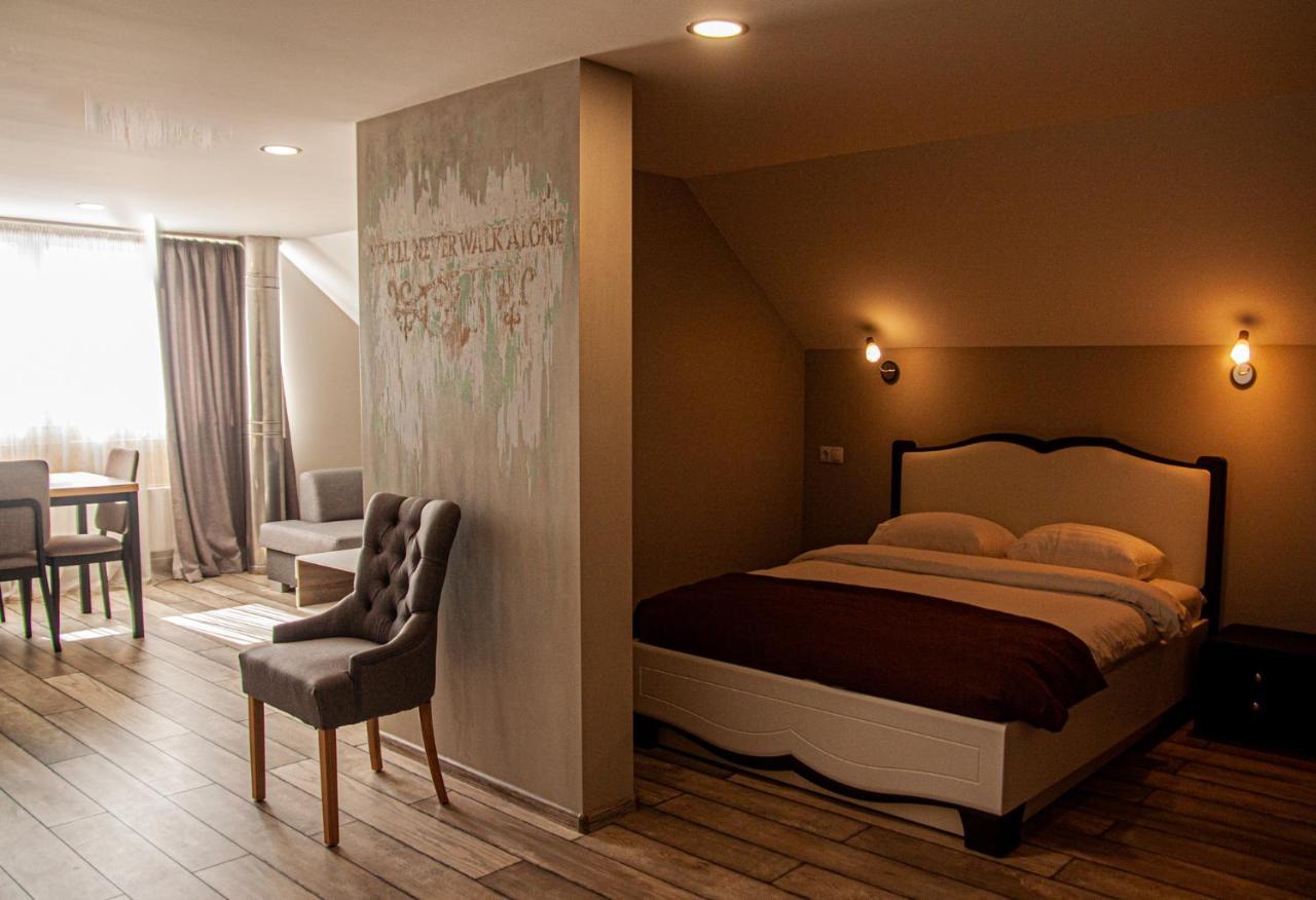 Biplan Hotel Daugavpils Kültér fotó