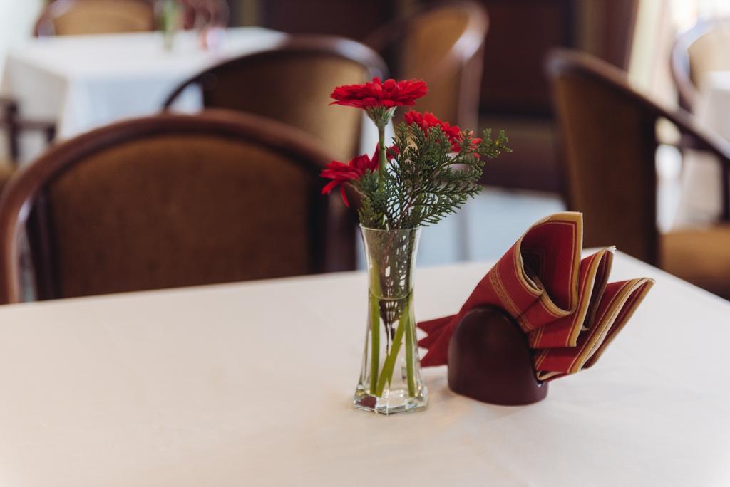 Biplan Hotel Daugavpils Kültér fotó
