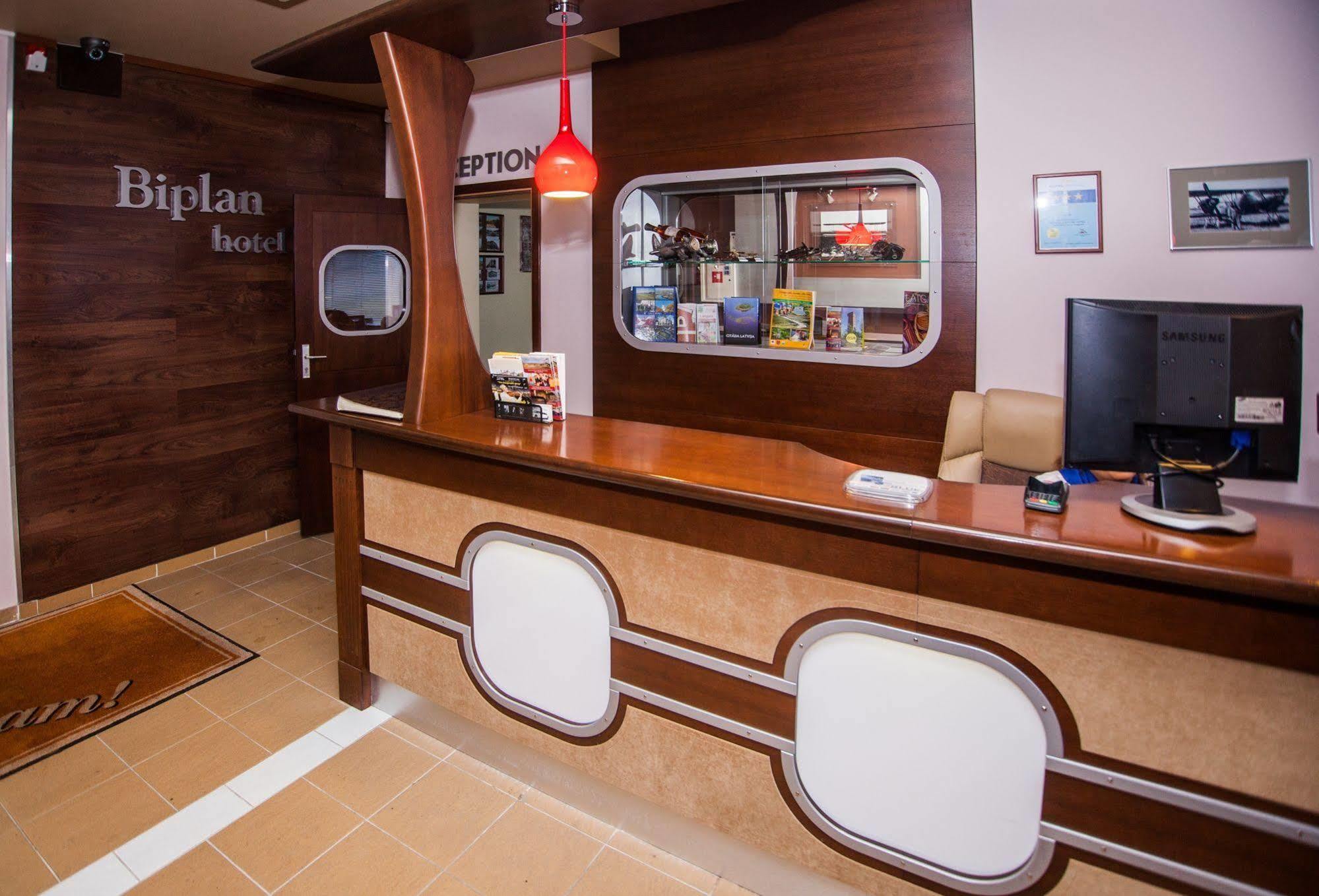 Biplan Hotel Daugavpils Kültér fotó
